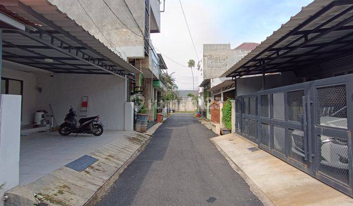 Rumah Dijual Di Cluster Catalina Posisi Di Boulevard Utama Jalan Besar 2