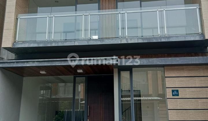 Rumah Bagus di The First Stone Cluster Agate, Serpong, Tangerang