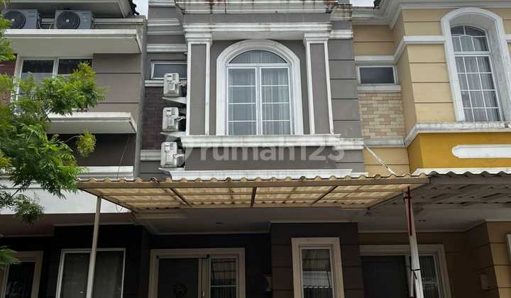 Rumah 3 Lantai Siap Huni Cluster Amarillo Village, Gading Serpong