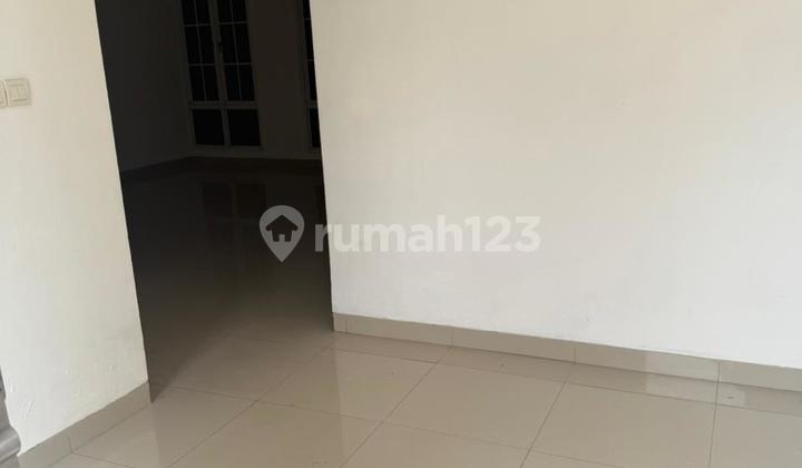 2-Story House in Cluster Menaggio Village, Gading Serpong 2