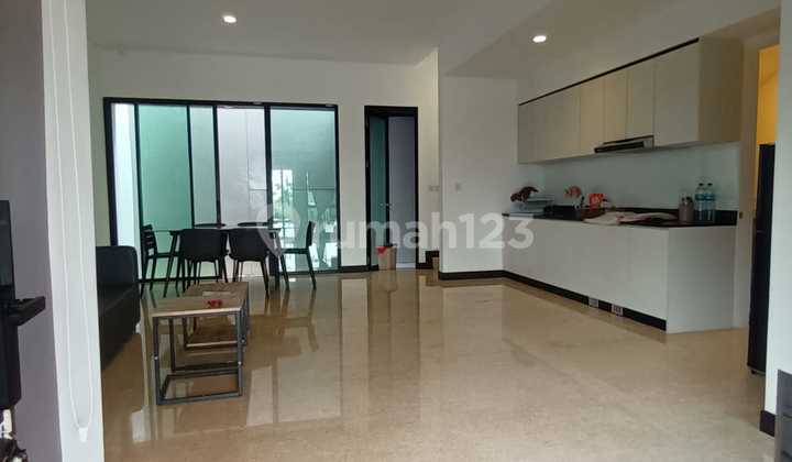Rumah 2 Lantai Full Furnished di Cluster Welton, Hiera Bsd 2