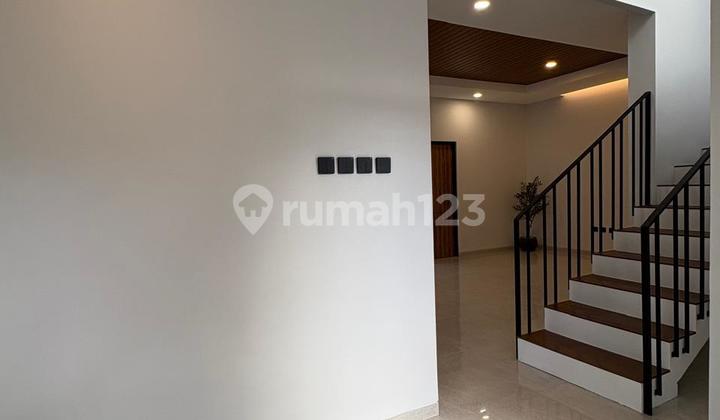 Modern Minimalist House in Kencana Loka Sector 12.5 BSD City 2