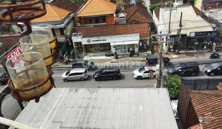 Gedung 3 Lantai Lokasi Bagus Disewakan, Area Kerobokan 2