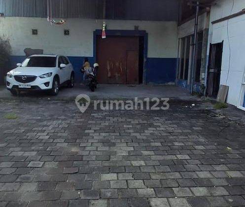 Gudang toko tempat usaha disewakan, di by pass Sanur 2