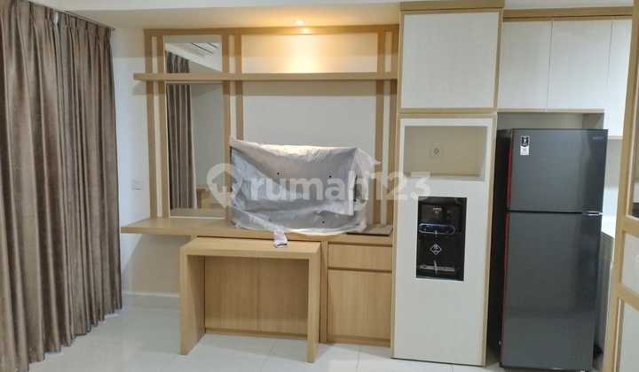 Orange County Tower Glendale Apartment for Rent in Lippo Cikarang 2