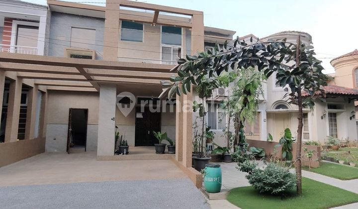 Nice House with Certificate in Lippo Cikarang Ready to Occupy