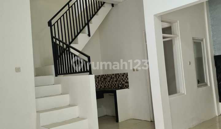 Bebas Banjir, Rumah, SHM, Dekat Akses Tol Lippo Cikarang Bebas Banjir, Rumah, SHM, Dekat Akses Tol Lippo Cikarang