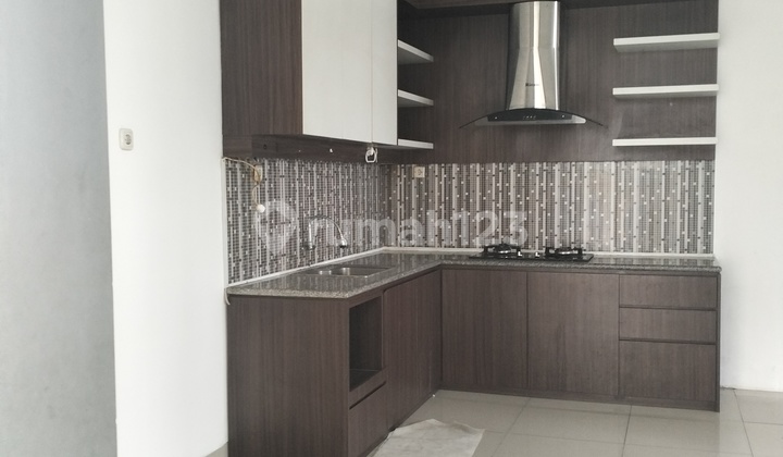 Rumah Bagus Di Lippo Cikarang Posisi Hook Florencia 2