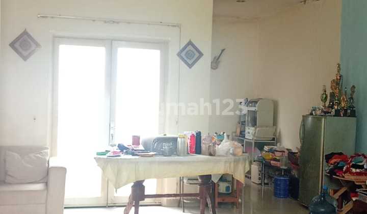 Rumah Butuh Minim Renovasi di Bintara SHM 2