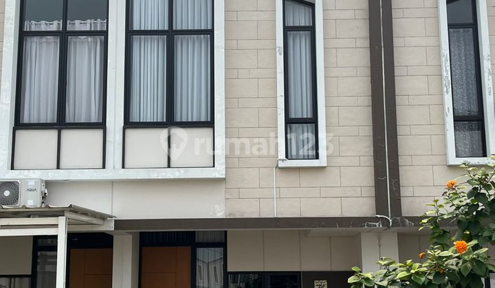 Rumah Bagus Unfurnished Jababeka, Bekasi cluster wimbeldon