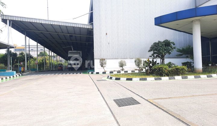 Gudang Bagus Ex Pabrik Jepang Dekat Pintu Tol Cikarang Barat
