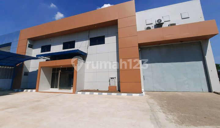 Ready-to-Use Warehouse Near Jababeka Cikarang Barat Toll Gate Ready-to-Use Warehouse Near Jababeka Cikarang Barat Toll Gate