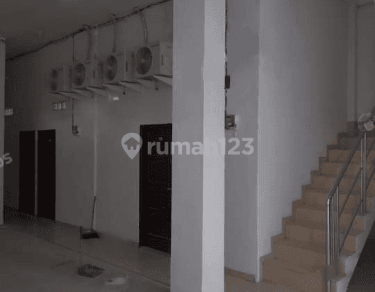 Rumah Kosan 3 Setengah Lantai di Pademangan, Jakarta Utara  2