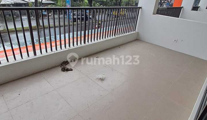 Ruko Vazza Avenue Graha Raya Bintaro Near Toll Gate Entrance