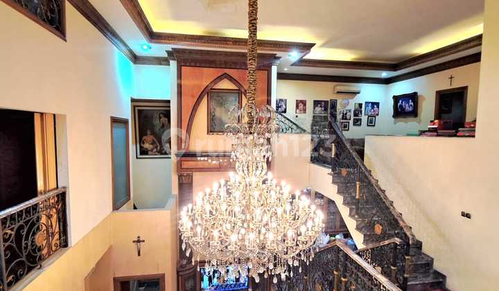Rumah Mewah 3 Lantai Full Furnished Siap Huni Di Pancoran 2