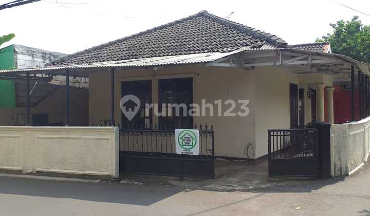 Rumah Lama Posisi Hoek Di Kemang Ampera Jakarta Selatan  1