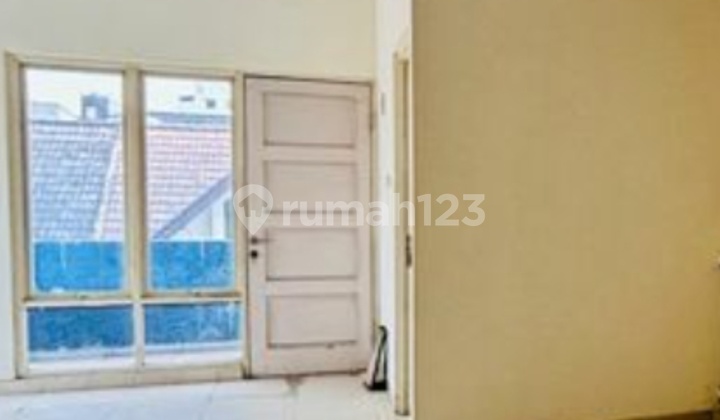 Rumah 2 Lantai Bagus Dalam Komplek Di Serpong 2