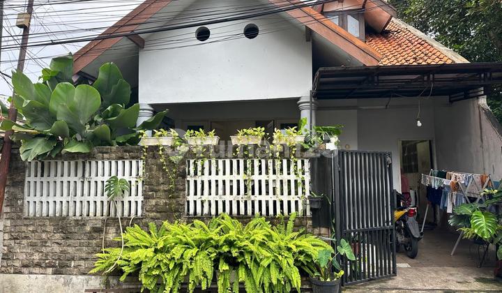 1.5-Story Ready-to-Occupy House in Gandaria Selatan, Cilandak