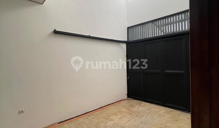 Corner Two-Story House in a Strategic Location, Ready to Move In at Pejaten 2