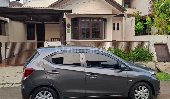 2-Story House in a Ready-to-Live Complex in Bintaro Sector 2