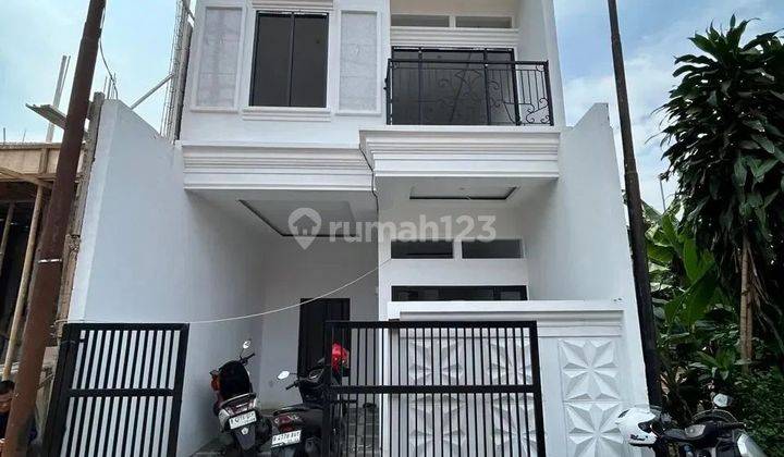 Rumah 3 Lantai Dalam Komplek Shm Dp 0 1