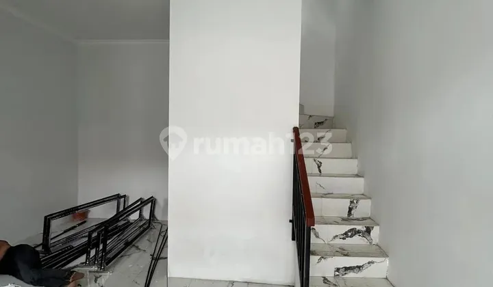 Elite Friend's House in a Complex Near Toll Gate DP 0 2