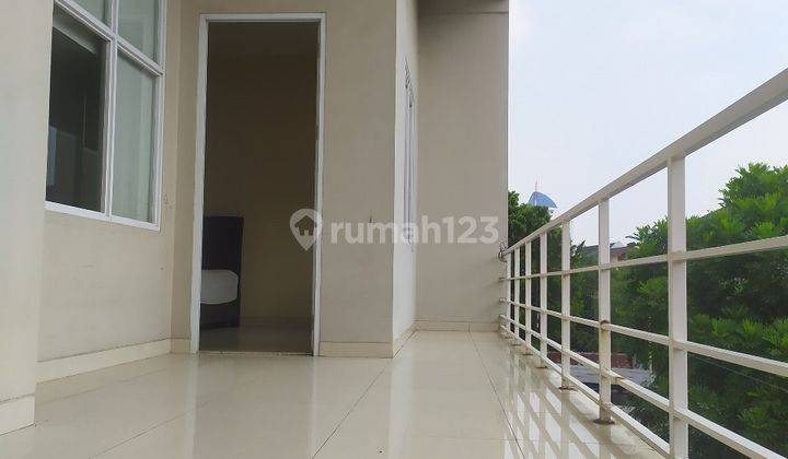  Rumah Kontrakan Unfurnished 3 Lantai di Gedung Hijau, Pondok Indah Bagus 1