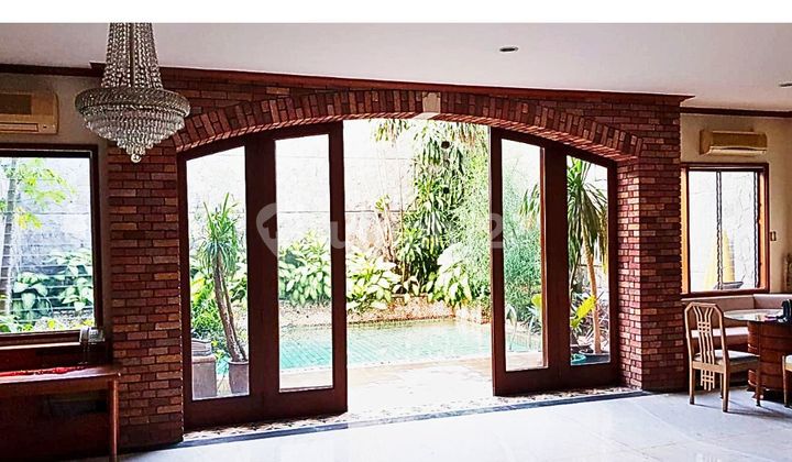 Private residence SWIMMING POOL safe, green, comfortable neighborhood 2