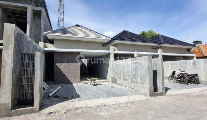 Rumah Modern Purwomartani 1