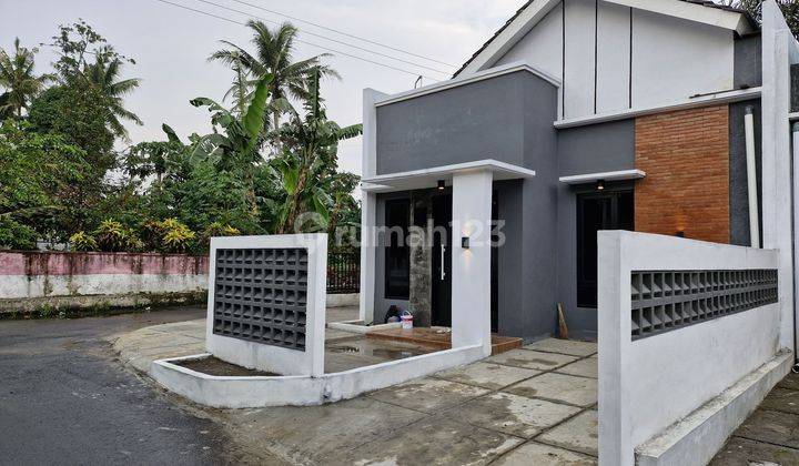 Rumah Baru Utara Pasar Godean  2