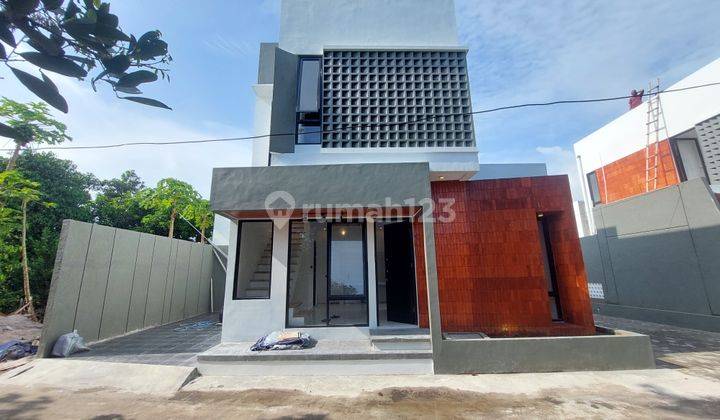 Rumah Baru 2 Lantai Modern Sewon 1