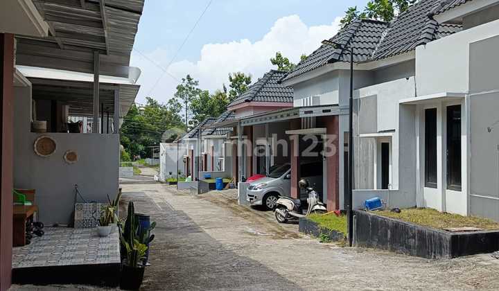 Rumah Bangunjiwo Modern 2