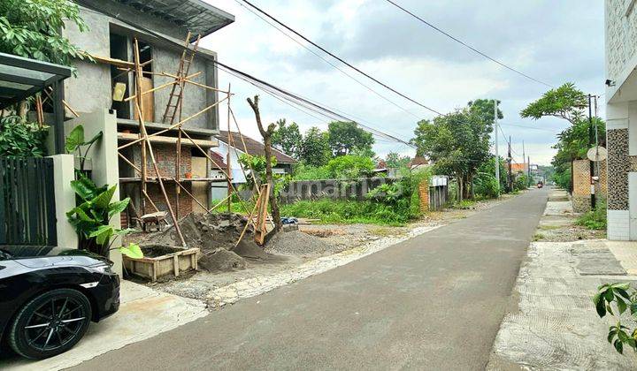 Rumah Mewah Maguwoharjo 2 Lantai 2