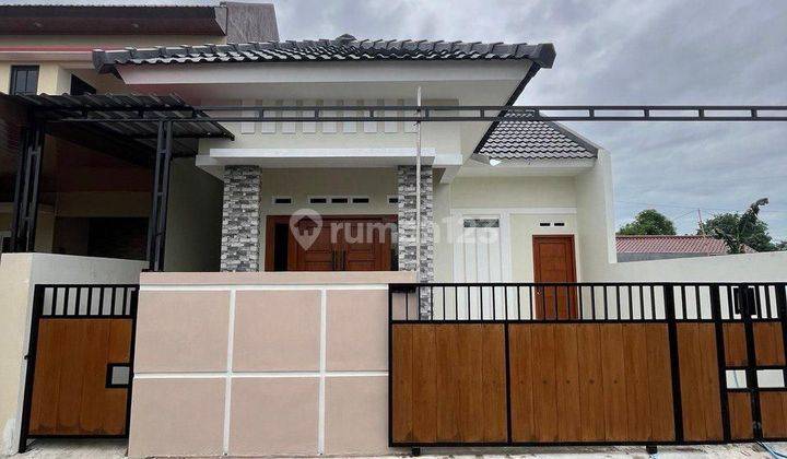 Rumah Modern Potorono Banguntapan Bantul  1