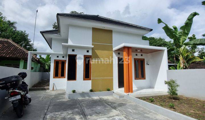 Rumah Modern Minimalis Sindet 2