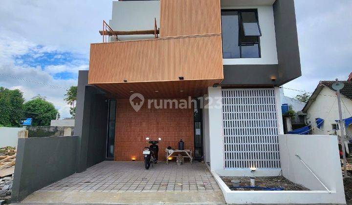 Rumah Baru Kontemporer Purwomartani  1