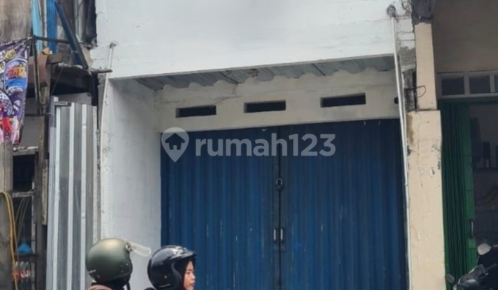 Strategic 2-Story Shophouse on Jatimakmur Main Road 2