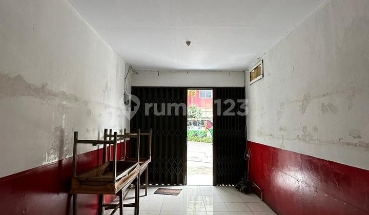 Strategic Kiosk Selling Well in Hankam Raya Kecapi, Pondok Gede 2