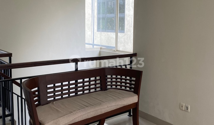 House with Garden Concept and Mountain View 2