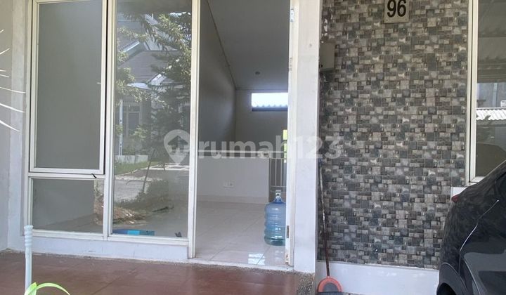 Di Sewakan Rumah Siap Huni dengan View Gunung Pancar di Kawasan Sentul City Di Sewakan Rumah Siap Huni dengan View Gunung Pancar di Kawasan Sentul City