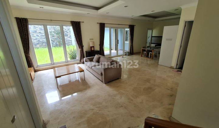 Disewakan Rumah Mewah Furnished Cluster The Crown - PHG  1