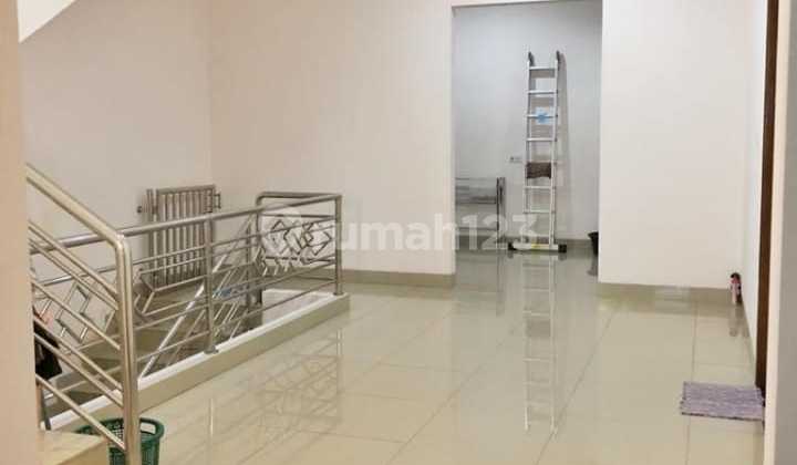 House at Jl Kesehatan, Petojo Sub-district, Gambir District, Central Jakarta, S219 2