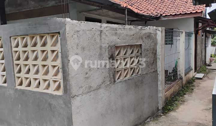 Rumah tua hitung tanah Jl Lapangan Merah Kel Joglo Kec Kembangan Jakbar S211 2
