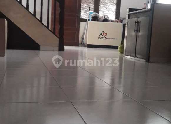 Jl. Kesehatan 8 No. 4, Petojo Village, Gambir Subdistrict, Central Jakarta, S218 2