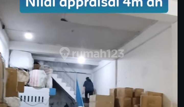 Ruko 2 Lantai bisa untuk Gudang dan Tempat Tinggal di Glodok Pancoran China Town Asemka Jakarta Barat S238