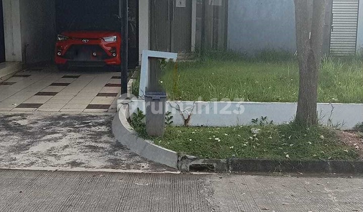 Sewa Rumah Eksklusif di Taman Simpruk Lippo Cikarang - Lingkungan Tenang & Strategis!