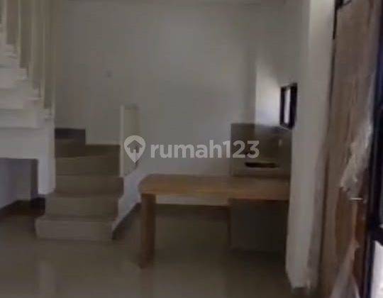 Disewakan Rumah Baru 2 Lantai Cluster Rotterdam Jababeka 2