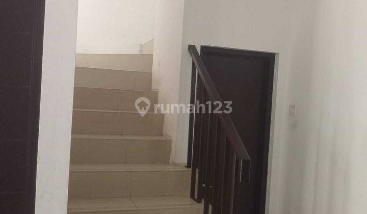 Dijual Rumah 2 Lantai Full Renov Cluster Cosmo Estate Lippo Cikarang 2