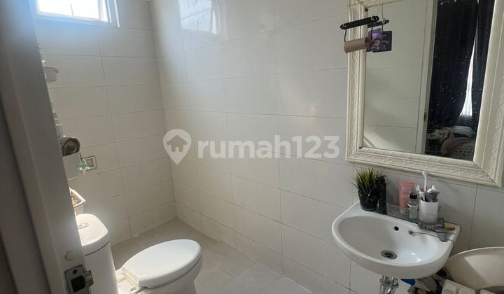 Dijual Rumah Lokasi Strategis dan Nyamam Cluster Cataluna Jababeka 2