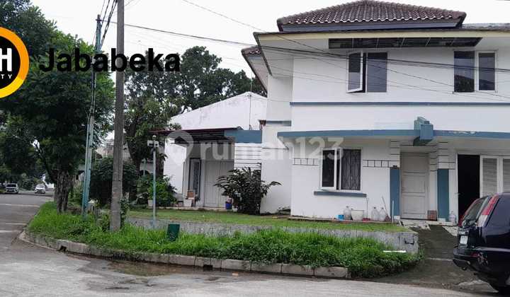 Dijual Rumah Hook dan Lokasi Strategis Cluster Beverly Lippo Cikarang Dijual Rumah Hook dan Lokasi Strategis Cluster Beverly Lippo Cikarang